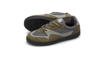 Last Resort - CM002 Lo - Olive Grey / Black