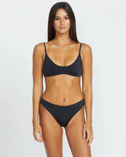 Volcom - Simply Seamless Crop - Black - Board Of Missoula