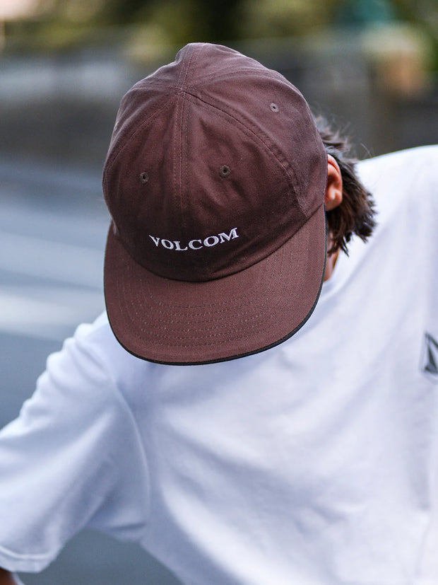 Volcom snapback hotsell